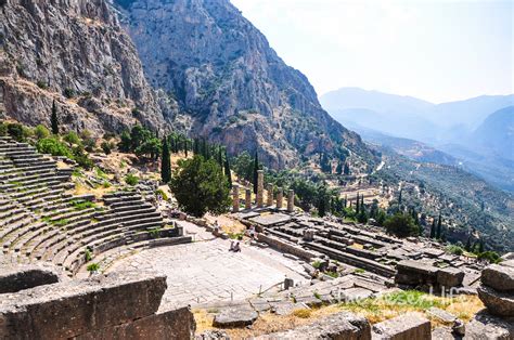 Archaeological Site of Delphi | GoUNESCO | Go UNESCO