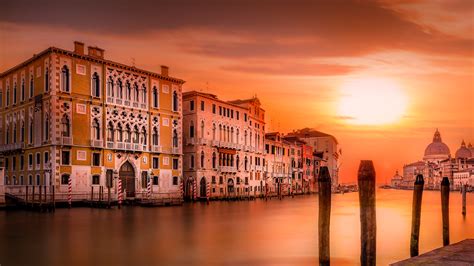 Fonds d'ecran 2560x1440 Soir Italie Venise Canal Villes télécharger photo