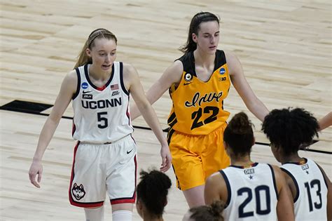 Freshmen phenoms say women should be able to turn pro sooner | AP News