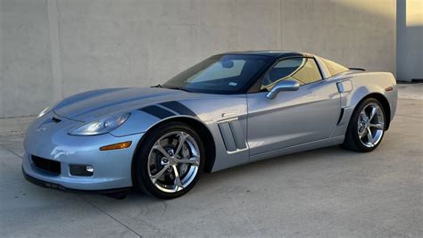 2012 Chevrolet Corvette Grand Sport 3LT VIN: 1G1YW2DW2C5105750 - CLASSIC.COM