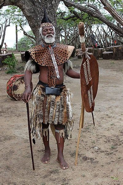 Traditional Male Zulu Clothing : r/WorldCultures