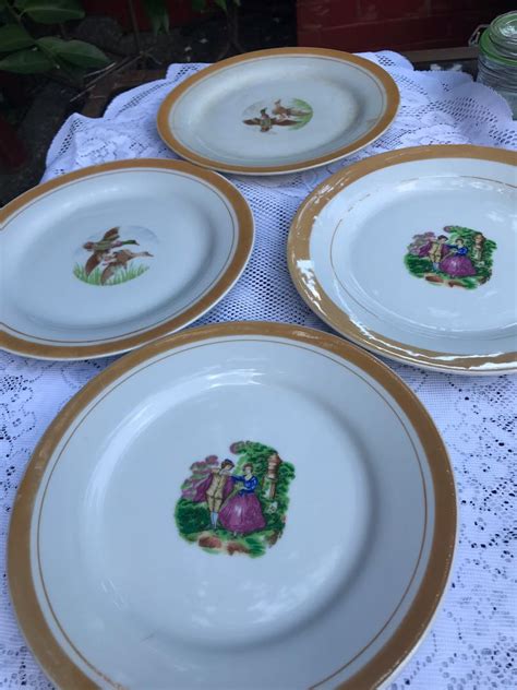 Vintage 70’s plate 4pcs, Hobbies & Toys, Memorabilia & Collectibles ...