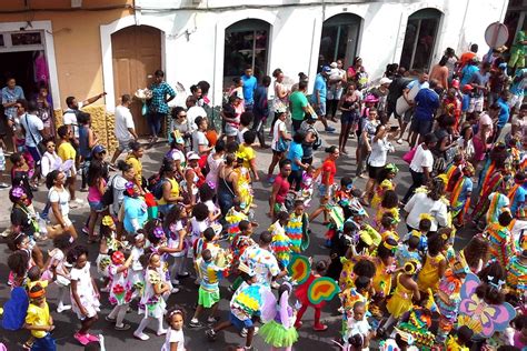 Experiencing the famous Carnival in São Vicente