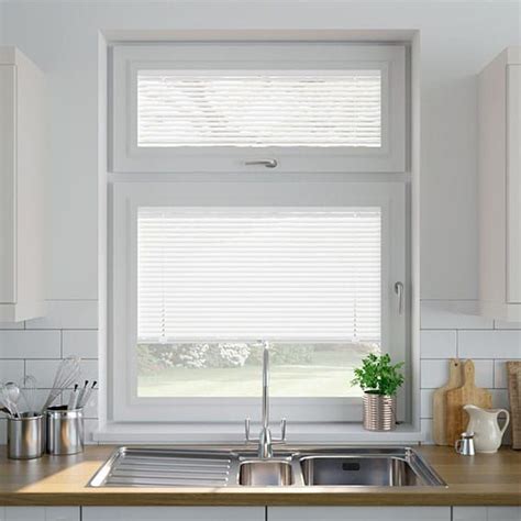 Matt White PerfectFIT Venetian Blind | Venetian blinds, Perfect fit ...