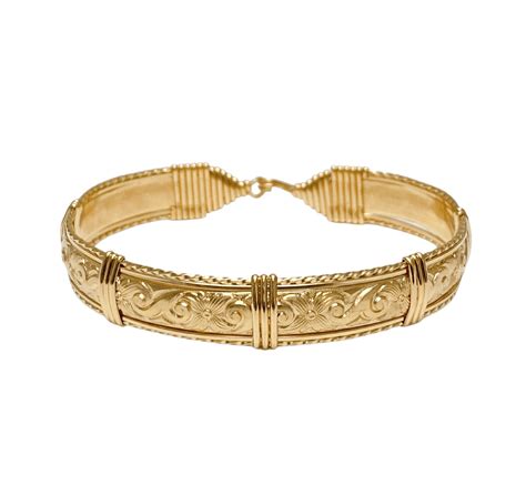 Ronaldo Bracelet - Angelina in Gold – Caroline & Company