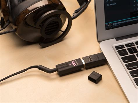 AudioQuest DragonFly Black USB DAC Headphone Amp - headphone.com