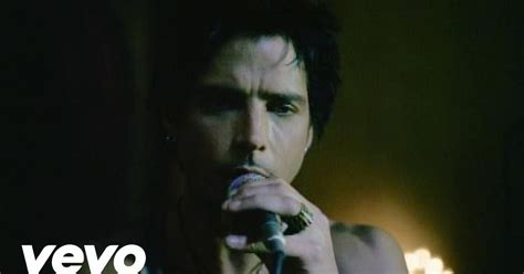 BellaBassFly: Audioslave - Like a Stone (Official Video)