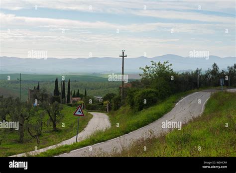 Winding roads in Tuscana, Italy Stock Photo - Alamy