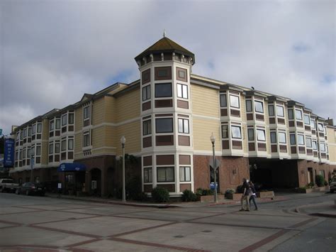 Pacifica Hotel Coupons for Pacifica, California - FreeHotelCoupons.com