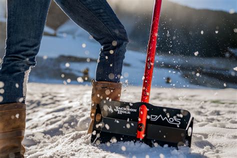 The Best Snow Shovels of 2021 | GearJunkie