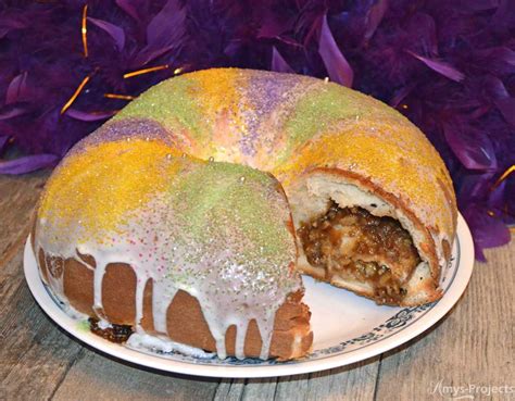 Homemade Mardi Gras King Cake Recipe