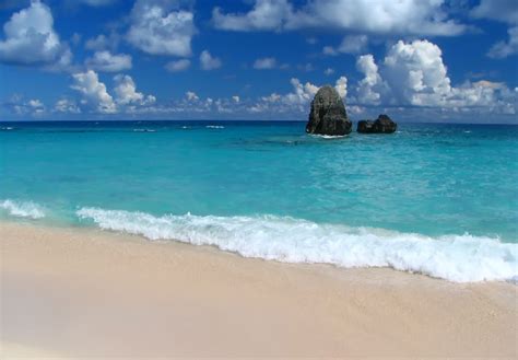 Luxury Life Design: Elbow Beach, Bermuda