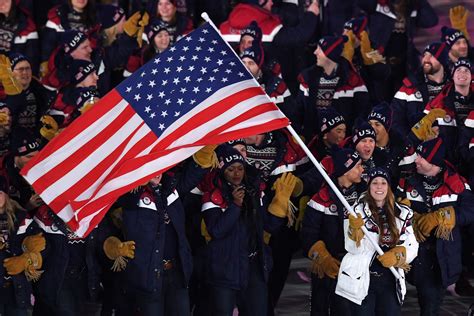 Olympics Opening Ceremony: Erin Hamlin leads US delegation into Olympic ...