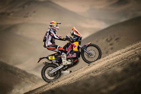 Dakar Rally - Stage 6: Yamaha Leads KTM into Chile - Asphalt & Rubber