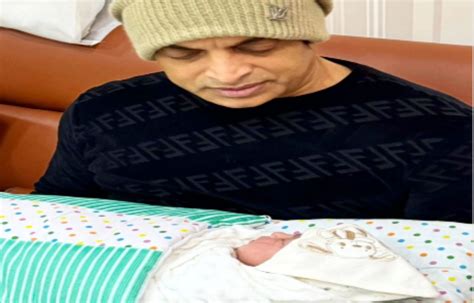 "Aap sab ki duaon ka talab gaar" - Shoaib Akhtar and wife Rubab Khan welcome baby girl