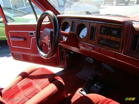 1986 Ford bronco ii interior