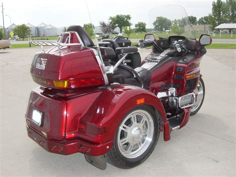 1994 RED HONDA GOLDWING GL1500 WITH LEHMAN GTL TRIKE CONVERSION