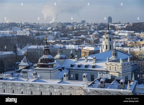 Vilnius winter hi-res stock photography and images - Alamy