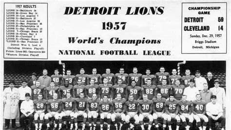 Only 1 Black player in 1957 Detroit Lions photo?