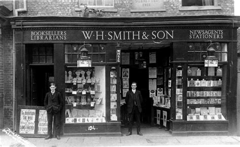 Old Whsmith Logo - pic-fisticuffs