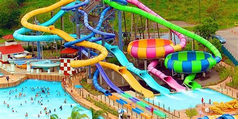 16 Epic Waterparks Around Manitoba That Are Totally Worth The Drive - Narcity