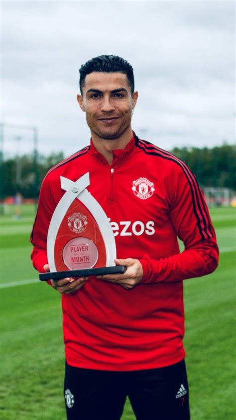 Cristiano Ronaldo Player of the Month awards at Man Utd 🥇 Soccer ...