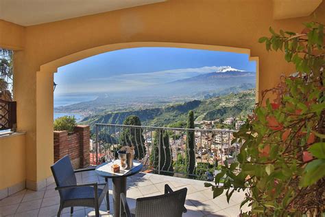 Hotel Taormina | Hotel Villa Angela Official Site | 4 star Hotel Taormina