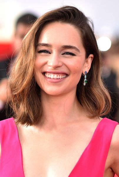 3 infallible tricks to get Emilia Clarke's flawless eyebrows | KOKO GLOW