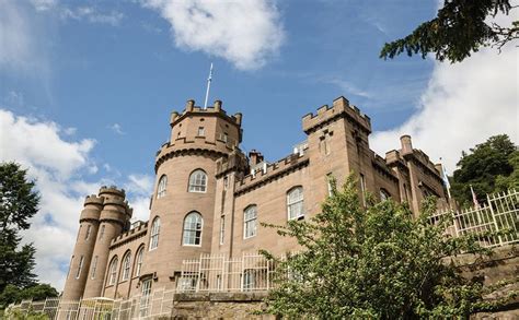 Drumtochty Castle | Castle wedding venue, Scottish castles, Castle