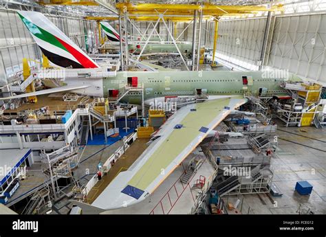 Aircraft construction. Let´s visit Airbus. Tour of the AIRBUS A380 ...