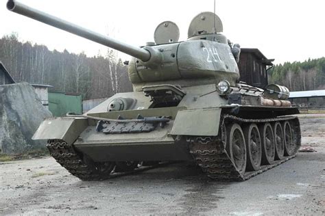 Russian T-34-85 Sound Effects - Pole Position Production