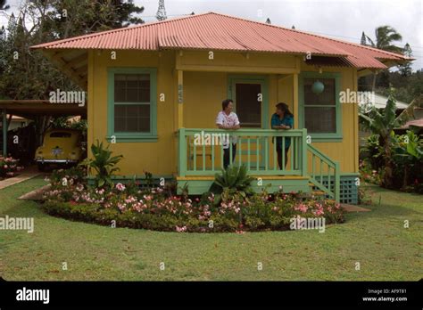 Lanai lanai city pineapple plantation house hi-res stock photography ...