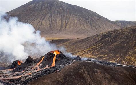 Icelandic volcano subsiding after first eruption in 900 years | Rapid News