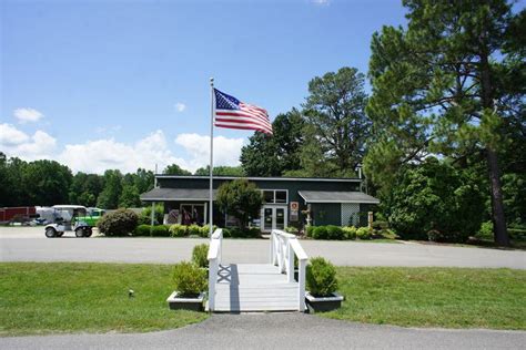 Pet Friendly Campgrounds in Williamsburg, VA - BringFido