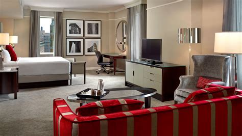 Toronto Hotel Suites | The Omni King Edward Hotel