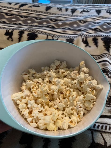 healthy popcorn: Directions, calories, nutrition & more | Fooducate