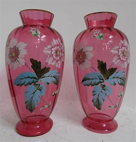Floral Ruby Glass Vases: Stunning Decorative Pair - British - Victorian - Glass