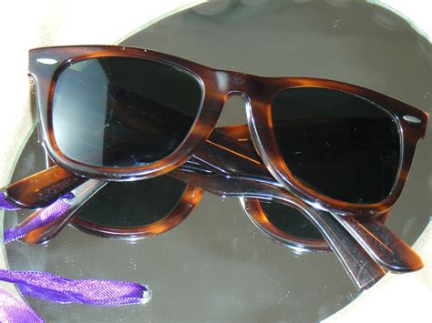 Vintage Ray Ban Wayfarer Tortoise Shell Sunglasses original