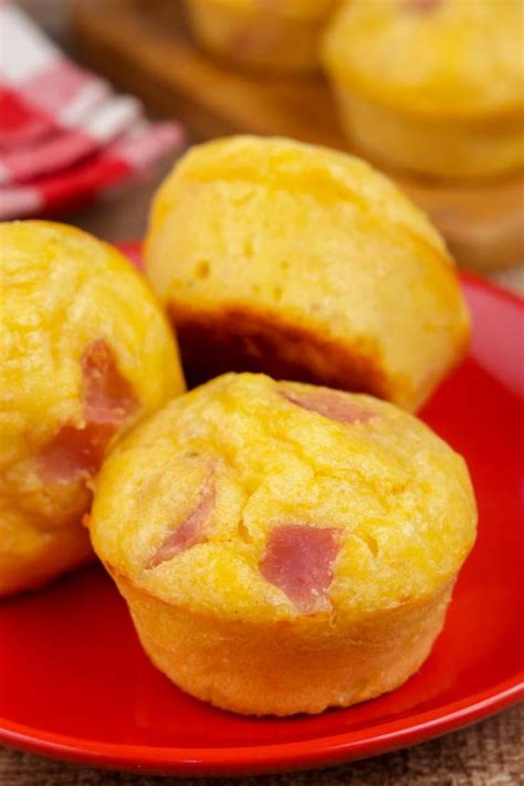 BEST Keto Muffins! Low Carb Pizza Chaffle Muffins Idea – Chuffin – Homemade – Quick & Easy ...