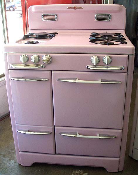 Pink 1940's O'Keefe & Merritt Stove | For the Home | Pinterest ...