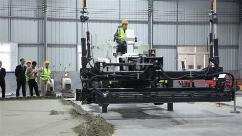 XCMG concrete laser screed machine - YouTube