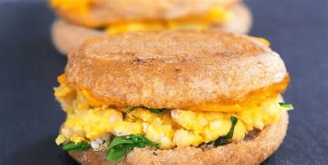 Easy 7-Ingredient Vegan Breakfast Recipes | PETA Living