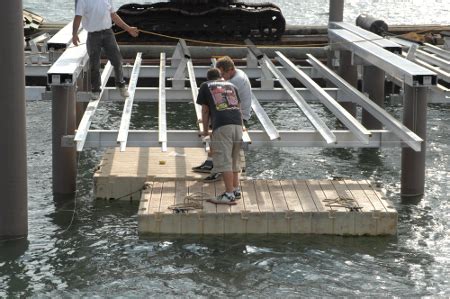 NO PROFILE BOAT LIFTS-Installation