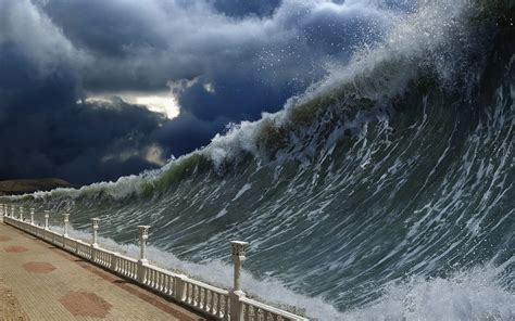 Video Shows How Quick a "Sneaker" Wave Can Hit Before You Know It