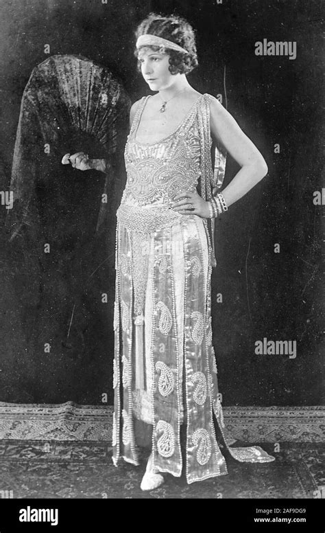 Flappers 1920s