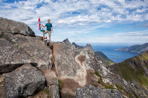 How to Hike Segla, One of Senja’s Most Popular Hikes | Earth Trekkers