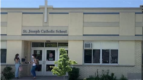 St. Joseph elementary in River Canard closing Wednesday due to COVID cases | CBC News