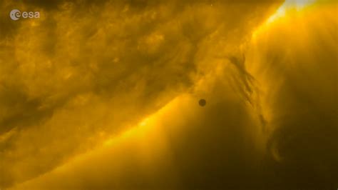 Mercury Transits the Sun in New Images From Solar Orbiter