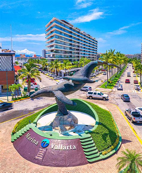 Marina Vallarta - Aeromovil PVR