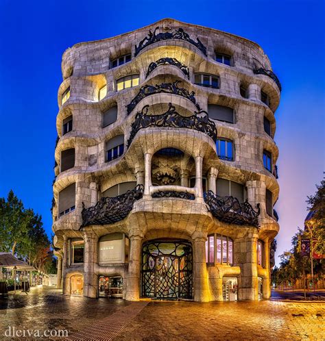 La Pedrera/ Casa Mila. Barcelona, Spain. 1905-10. Antoni Gaudi. Photo ...